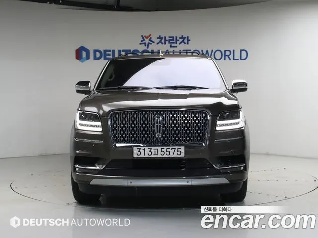 LINCOLN NAVIGATOR 2019 — 61 644 км, светло-золотистый, Корея — под ключ — фото 3