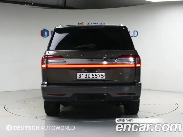 LINCOLN NAVIGATOR 2019 — 61 644 км, светло-золотистый, Корея — под ключ — фото 4
