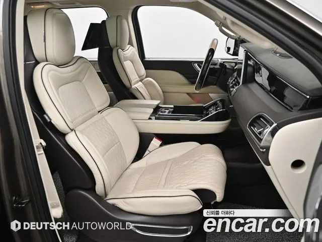 LINCOLN NAVIGATOR 2019 — 61 644 км, светло-золотистый, Корея — под ключ — фото 10