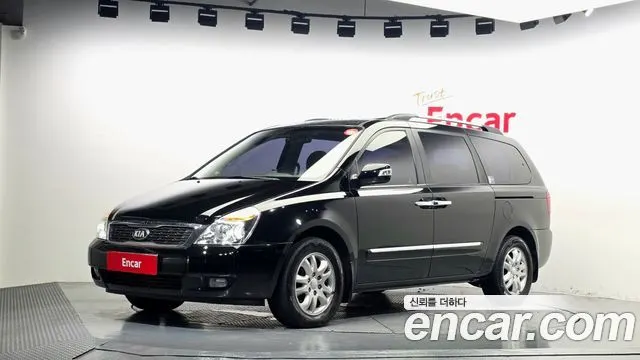 KIA CARNIVAL R 2013 — 116 223 км, чёрный, Корея — под ключ — фото 1