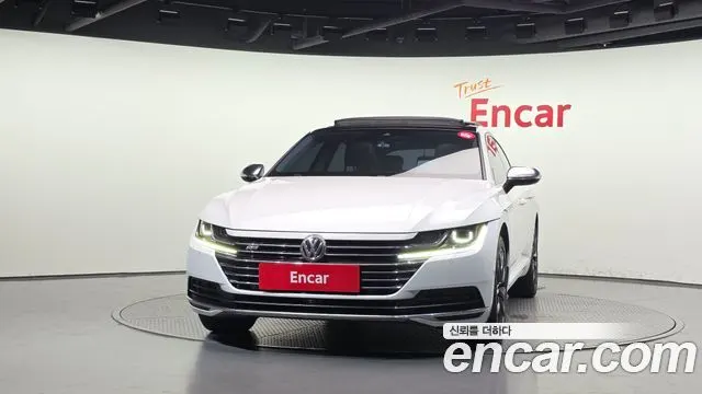 VOLKSWAGEN ARTEON 2019 — 155 657 км, белый, Корея — под ключ — фото 3