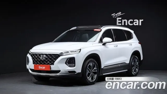 HYUNDAI SANTA FE 2019 — 127 709 км, белый, Корея — под ключ — фото 1