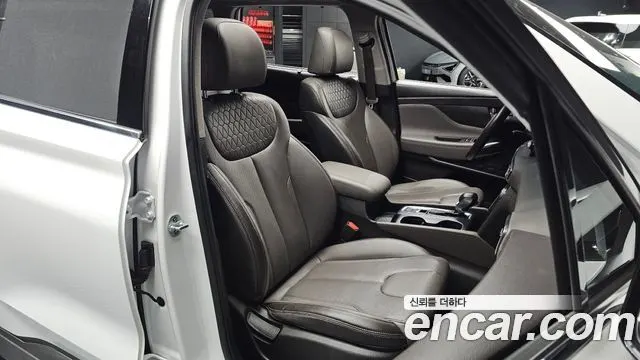 HYUNDAI SANTA FE 2019 — 127 709 км, белый, Корея — под ключ — фото 10