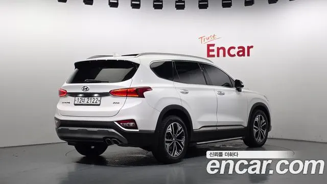 HYUNDAI SANTA FE 2019 — 87 001 км, белый, Корея — под ключ — фото 2