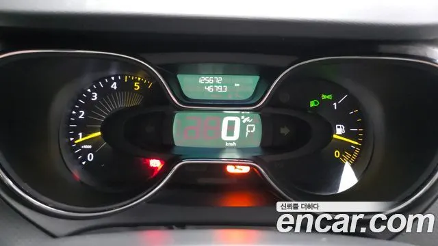 RENAULT KOREA QM3 2016 — 125 672 км, белый-перламутр, Корея — под ключ — фото 8