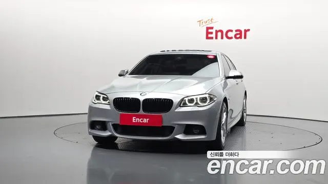 BMW 5 SERIES 2016 — 238 438 км, серебристо-серый, Корея — под ключ — фото 3