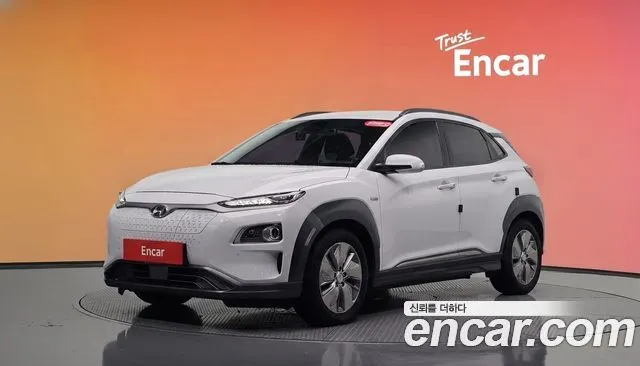 HYUNDAI KONA ELECTRIC 2020 — 178 960 км, белый, Корея — под ключ — фото 2