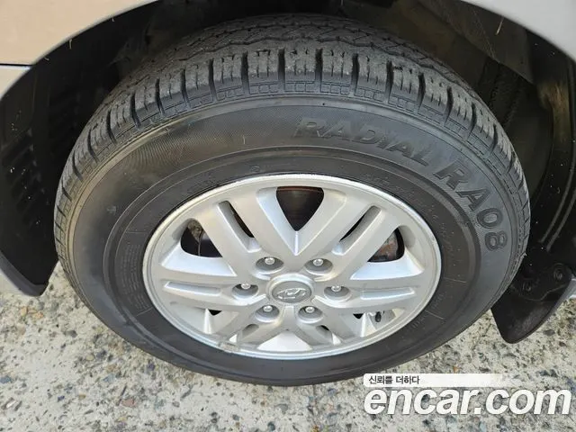 HYUNDAI GRAND STAREX 2018 — 242 825 км, серебристо-серый, Корея — под ключ — фото 6