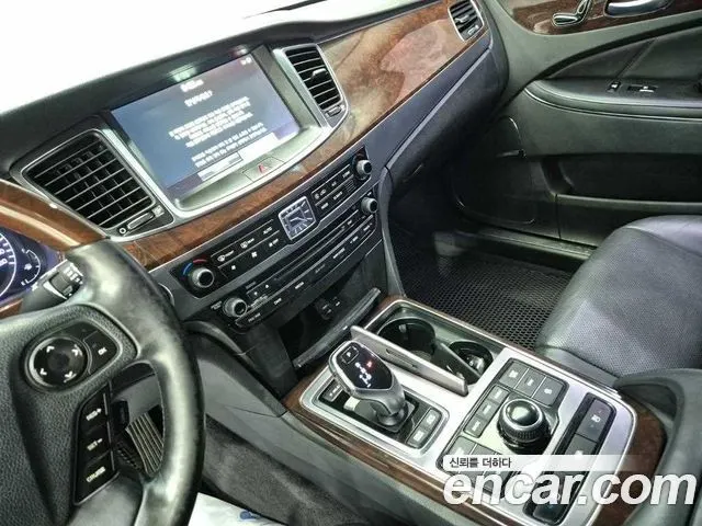 HYUNDAI EQUUS 2015 — 235 601 км, чёрный, Корея — под ключ — фото 10