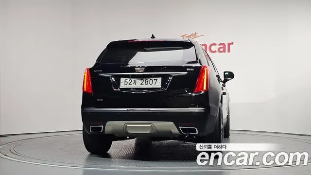 CADILLAC XT5 2018 — 117 484 км, чёрный, Корея — под ключ — фото 4