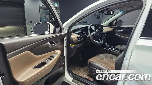 HYUNDAI SANTA FE 2019 — 95 927 км, белый, Корея — под ключ — фото 10