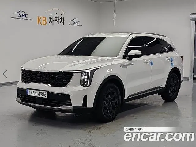 KIA SORENTO 2024 — 32 018 км, белый, Корея — под ключ — фото 1