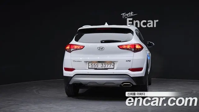 HYUNDAI TUCSON 2018 — 108 243 км, белый, Корея — под ключ — фото 4