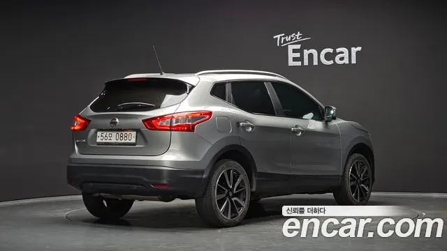 NISSAN QASHQAI 2016 — 154 520 км, серебристый, Корея — под ключ — фото 2