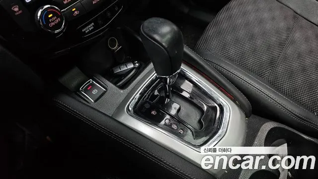 NISSAN QASHQAI 2016 — 154 520 км, серебристый, Корея — под ключ — фото 9