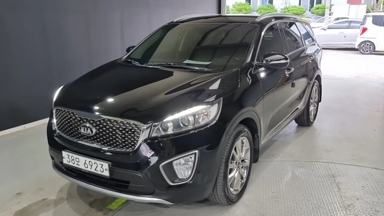 KIA SORENTO 2015 — 153 767 км, Корея — под ключ — фото 1