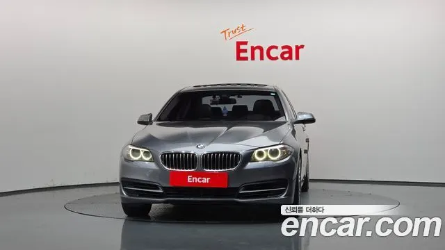 BMW 5 SERIES 2015 — 167 414 км, серебристо-серый, Корея — под ключ — фото 3