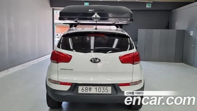 KIA SPORTAGE R 2014 — 129 546 км, белый, Корея — под ключ — фото 4