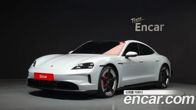 PORSCHE TAYCAN 2025 — 9 326 км, светло-серебристый, Корея — под ключ — фото 1