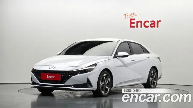 HYUNDAI AVANTE HYBRID — из Кореи под ключ
