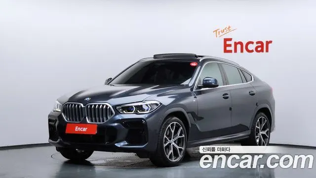 BMW X6 2022 — 42 741 км, светло-серебристый, Корея — под ключ — фото 1