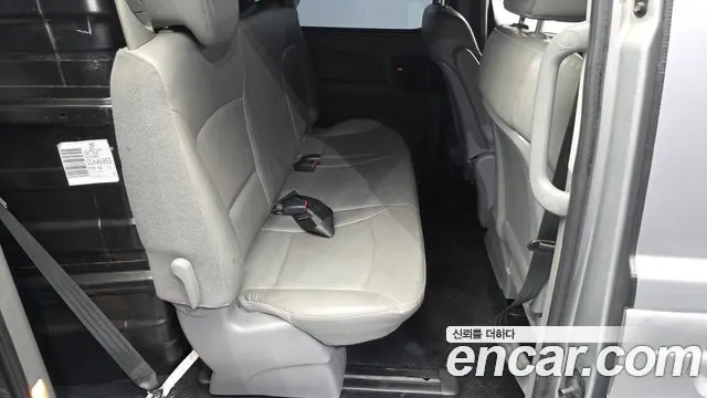 HYUNDAI GRAND STAREX 2015 — 231 283 км, серебристый, Корея — под ключ — фото 12