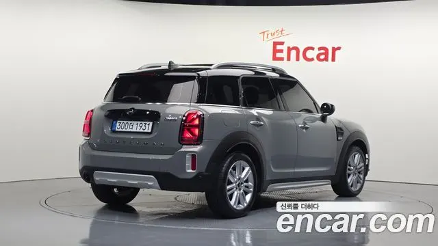 MINI COOPER COUNTRYMAN 2021 — 64 100 км, серебристо-серый, Корея — под ключ — фото 2