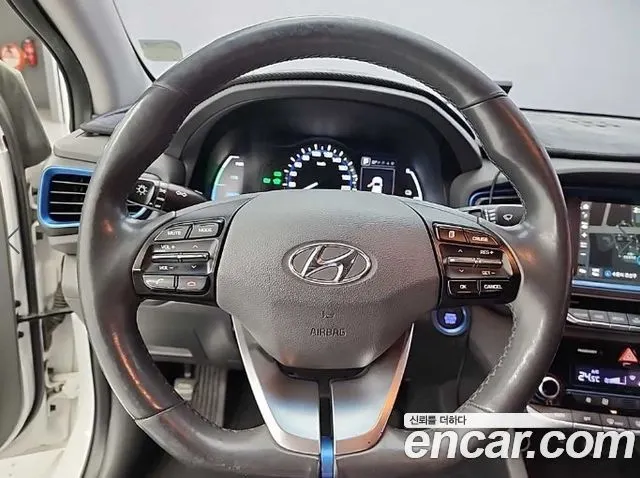 HYUNDAI IONIQ HYBRID 2016 — 235 363 км, белый, Корея — под ключ — фото 9