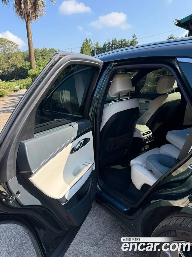 GENESIS ELECTRIFIED GV70 2022 — 40 200 км, тёмно-зелёный, Корея — под ключ — фото 6