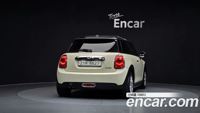 MINI COOPER 2017 — 84 289 км, белый-перламутр, Корея — под ключ — фото 4