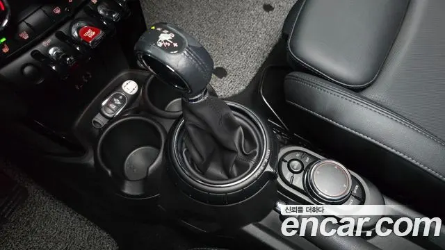 MINI COOPER 2017 — 84 289 км, белый-перламутр, Корея — под ключ — фото 9