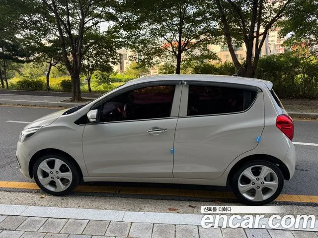 CHEVROLET SPARK 2017 — 132 618 км, белый-перламутр, Корея — под ключ — фото 4