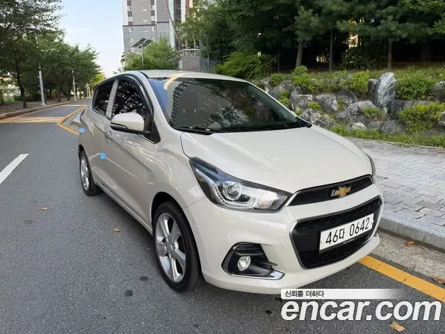 CHEVROLET SPARK 2017 — 132 618 км, белый-перламутр, Корея — под ключ — фото 5