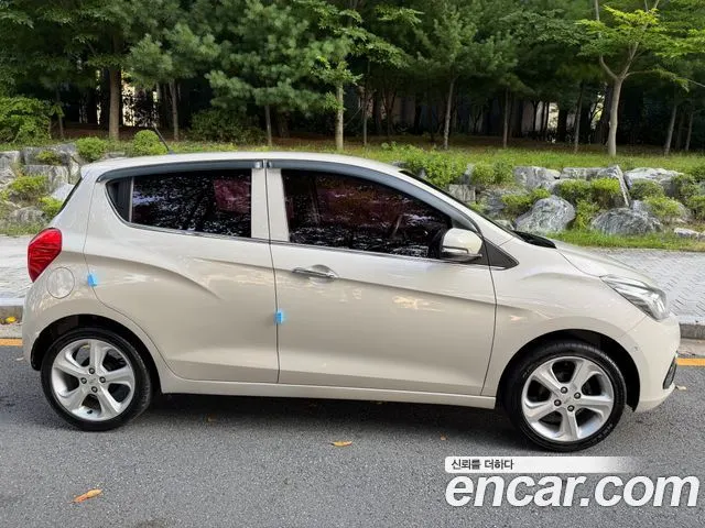 CHEVROLET SPARK 2017 — 132 618 км, белый-перламутр, Корея — под ключ — фото 7