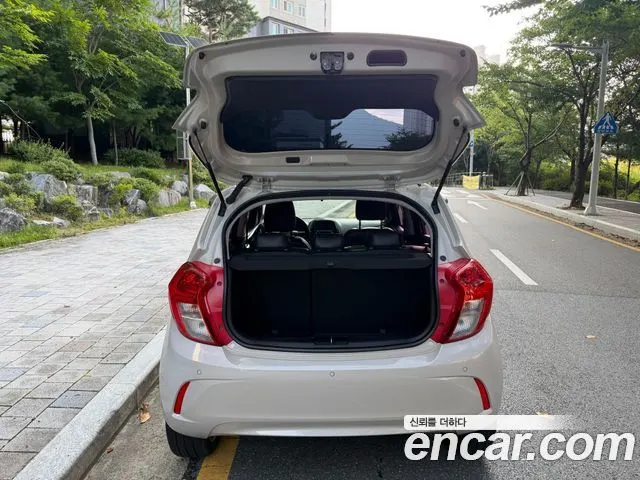CHEVROLET SPARK 2017 — 132 618 км, белый-перламутр, Корея — под ключ — фото 9