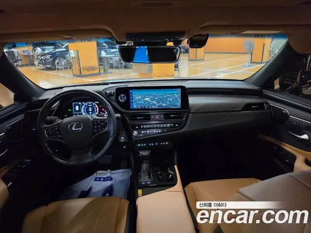 LEXUS ES300H 2026 — 10 007 км, светло-золотистый, Корея — под ключ — фото 7