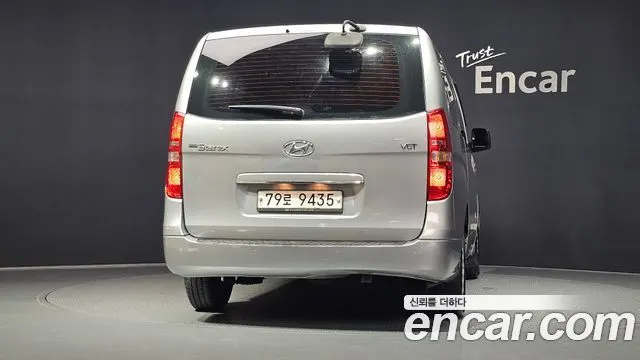 HYUNDAI GRAND STAREX 2016 — 141 832 км, серебристый, Корея — под ключ — фото 4