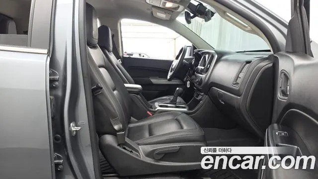 CHEVROLET REAL NEW COLORADO 2021 — 35 766 км, серебристо-серый, Корея — под ключ — фото 11