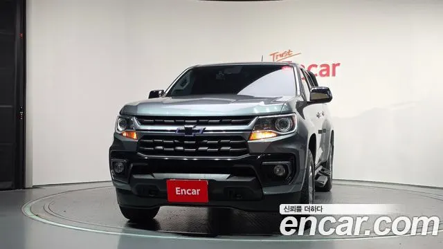 CHEVROLET REAL NEW COLORADO 2021 — 35 766 км, серебристо-серый, Корея — под ключ — фото 3