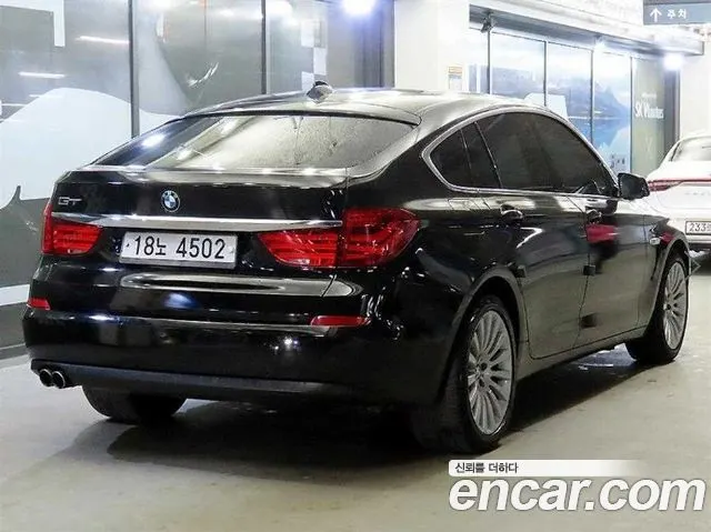 BMW 5 SERIES GT 2013 — 191 938 км, чёрный, Корея — под ключ — фото 4