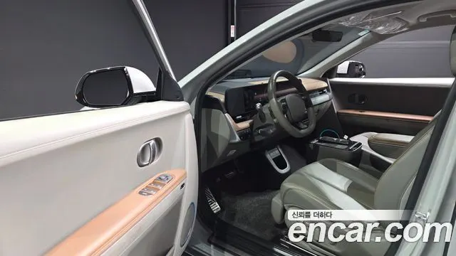 HYUNDAI IONIQ 5 2025 — 52 023 км, серебристо-серый, Корея — под ключ — фото 10
