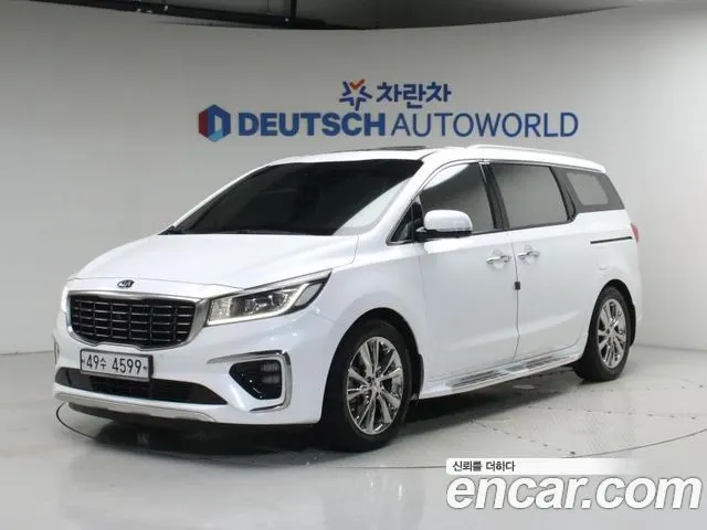 KIA CARNIVAL 2019 — 54 873 км, белый, Корея — под ключ — фото 1