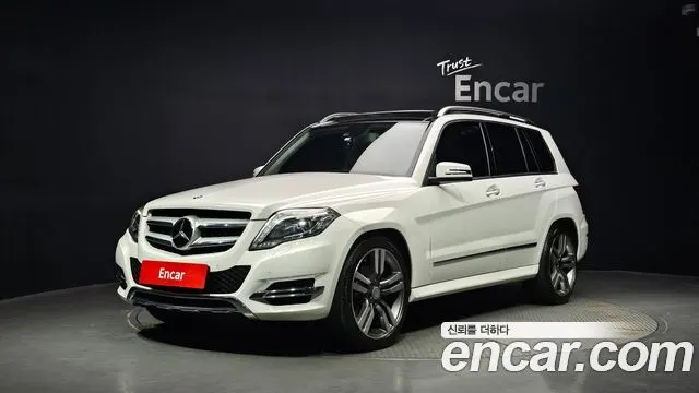 MERCEDES-BENZ GLK-CLASS X204 2014 — 127 986 км, белый, Корея — под ключ — фото 1