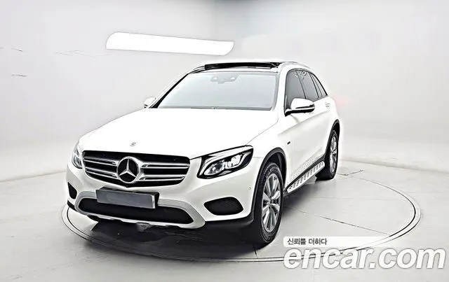 MERCEDES-BENZ GLC-CLASS X253 2019 — 77 354 км, белый, Корея — под ключ — фото 12