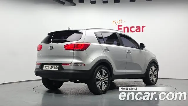 KIA SPORTAGE R 2014 — 174 771 км, серебристый, Корея — под ключ — фото 1