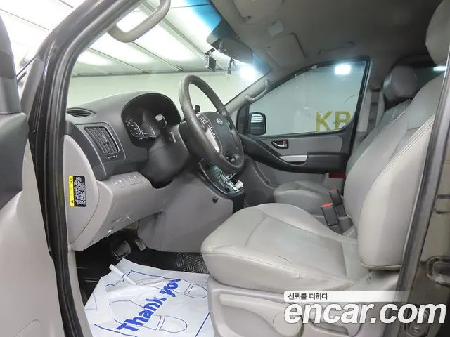 HYUNDAI GRAND STAREX 2017 — 226 145 км, чёрный, Корея — под ключ — фото 5