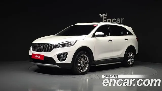 KIA SORENTO 2017 — 62 924 км, белый, Корея — под ключ — фото 1