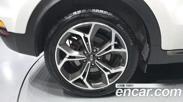 KIA SPORTAGE THE BOLD 2019 — 84 424 км, белый, Корея — под ключ — фото 5