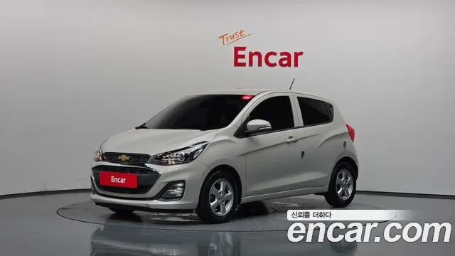 CHEVROLET SPARK 2019 — 102 828 км, белый-перламутр, Корея — под ключ — фото 1