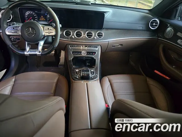 MERCEDES-BENZ E-CLASS W213 2019 — 36 000 км, чёрный, Корея — под ключ — фото 8